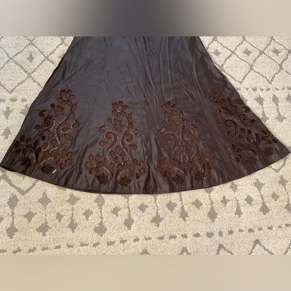 Sophia Collection Elegant Skirts - Picture 3 of 9